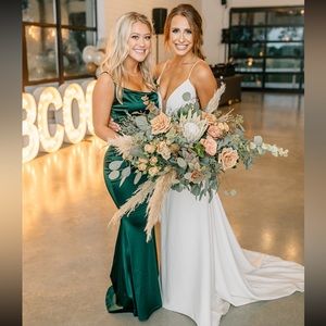 Windsor Emerald Green Maxi Gown - Size Small